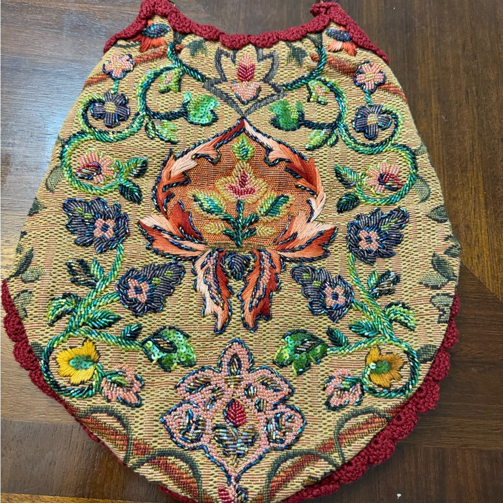 Embroidered Floral Beaded VTG  Purse